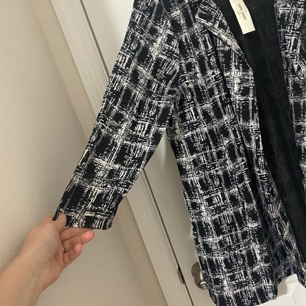 LAST ONE!! NWT Black and White Long Open Cardigan - Picture 5 of 8